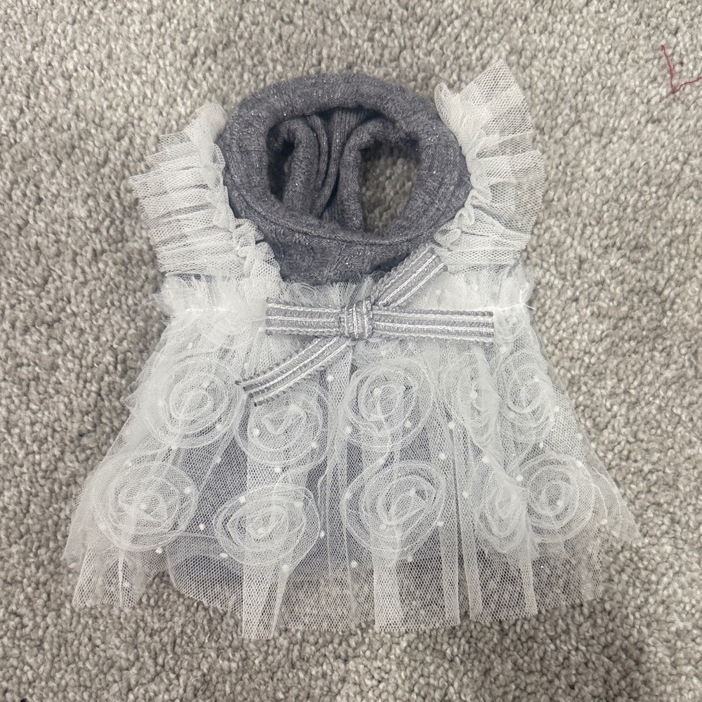 XS dog - grey knit with the lace dress